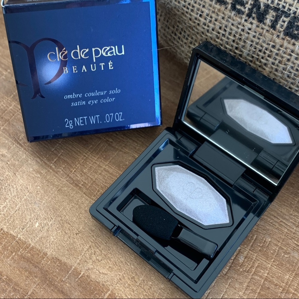 cle de peau beaute satin eye color 115